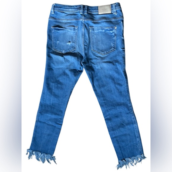 5/25$ ✨ Frayed Hem Zara Jeans - Picture 3 of 9